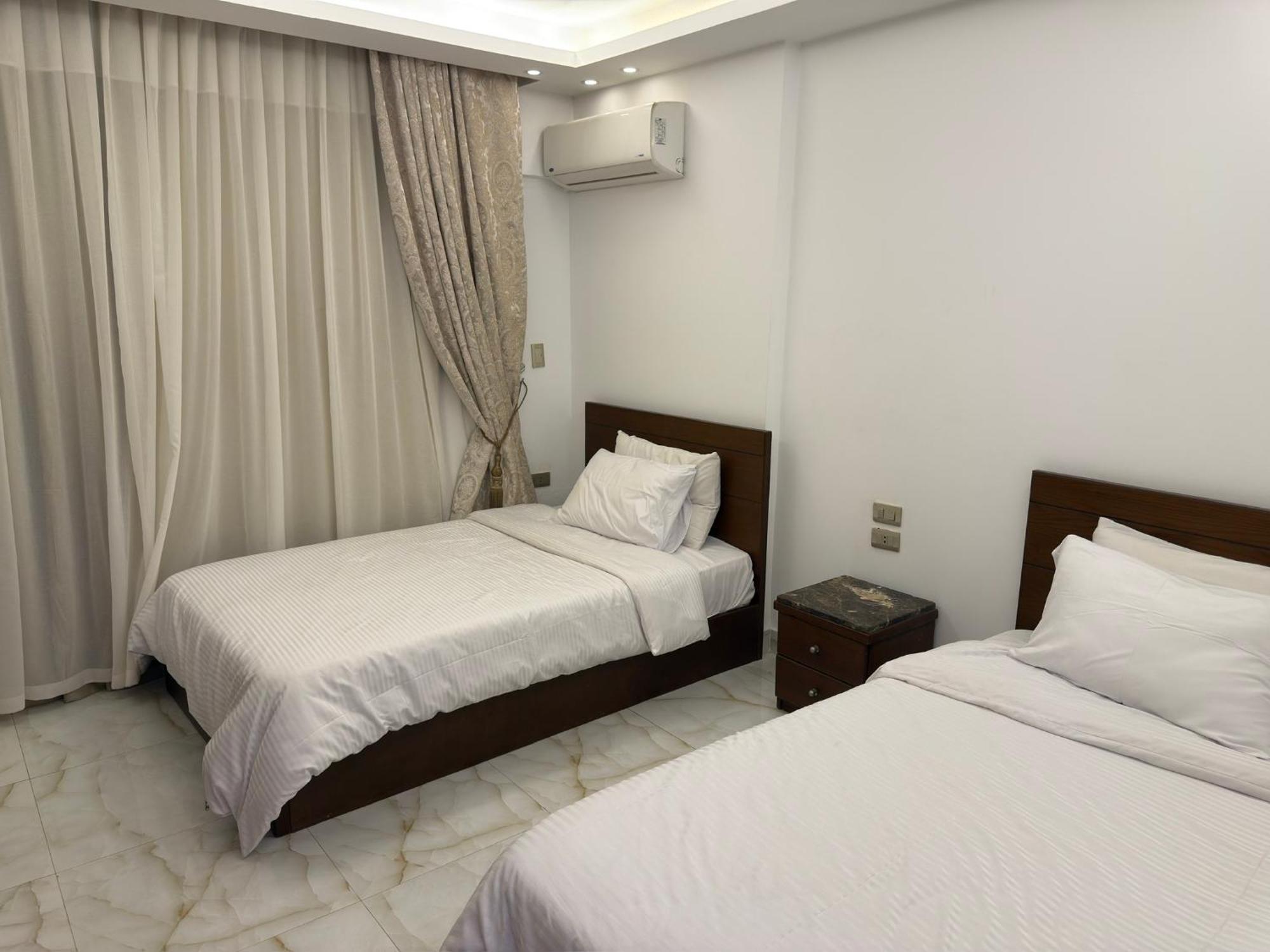 Apartment Le Royal 3 *